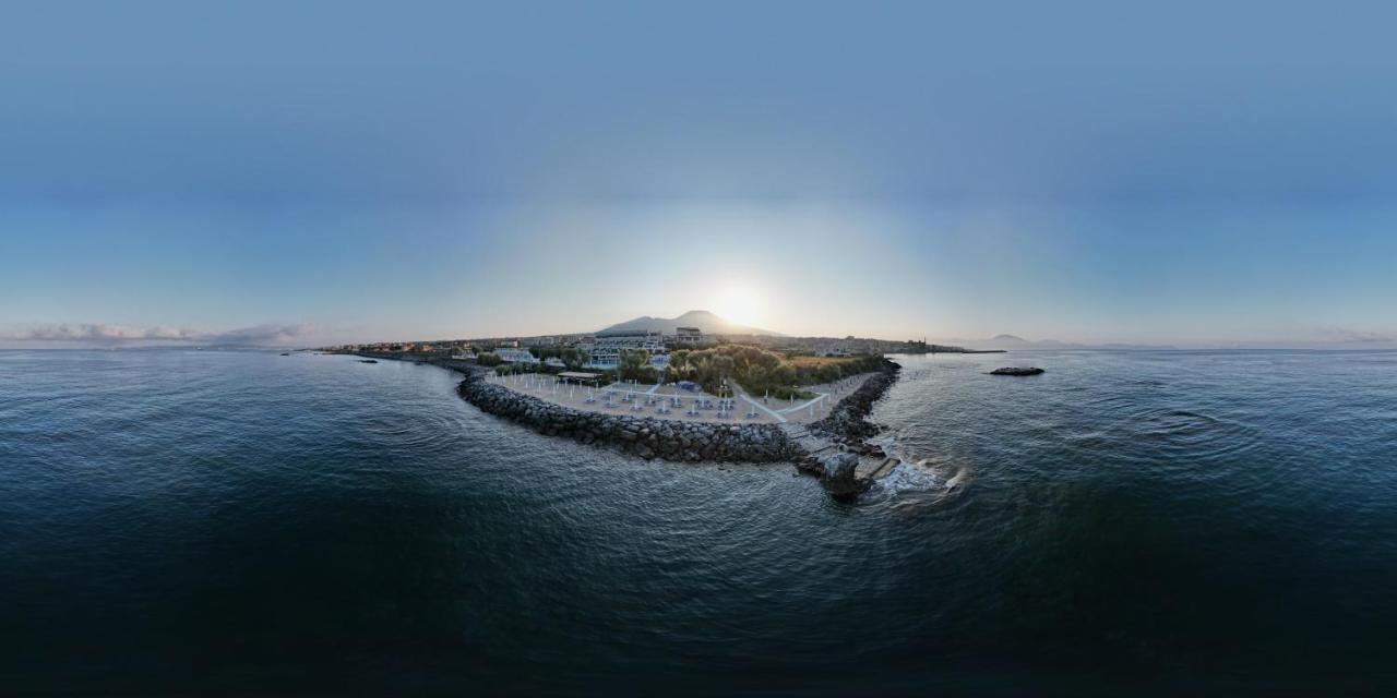 Отель Puntaquattroventi Эрколано Экстерьер фото